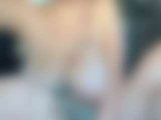 adafontaine18's Live Sex Cam Show