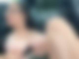 Live cam show with adafontaine18 - Spank on StripNow