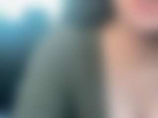 Live cam show with adafontaine18 - Spank Toys on CSO-WL