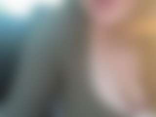 adafontaine18's Live Sex Cam Show