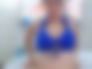 adafontaine18's Live Sex Cam Show