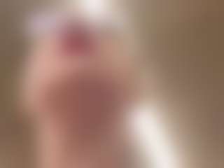 adafontaine18's Live Sex Cam Show