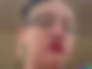 adafontaine18's Live Sex Cam Show