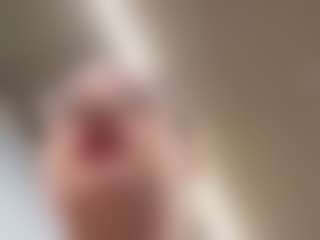 adafontaine18's Live Sex Cam Show