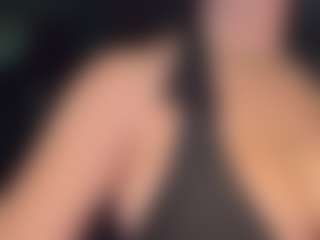 adafontaine18's Live Sex Cam Show