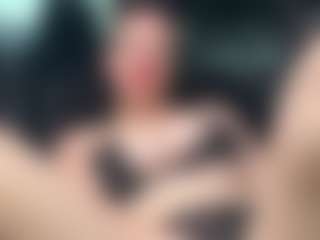 adafontaine18's Live Sex Cam Show