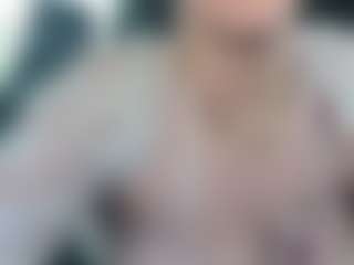 adafontaine18's Live Sex Cam Show