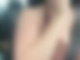 adafontaine18's Live Sex Cam Show
