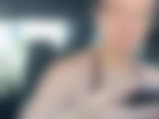 adafontaine18's Live Sex Cam Show