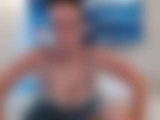 Live cam show with adafontaine18 - Ass Bouncing on xplaylive.com