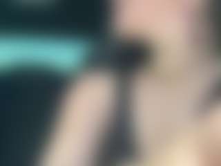 adafontaine18's Live Sex Cam Show