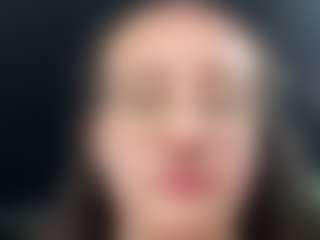 adafontaine18's Live Sex Cam Show