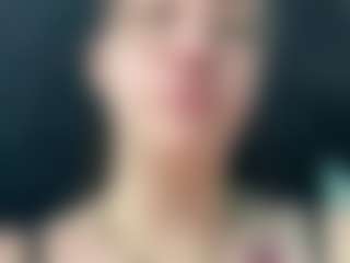 adafontaine18's Live Sex Cam Show
