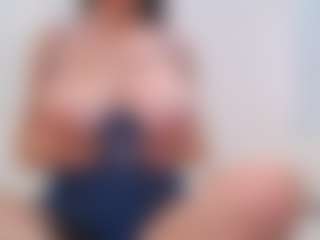 adafontaine18's Live Sex Cam Show