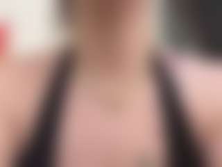 adafontaine18's Live Sex Cam Show