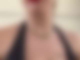adafontaine18's Live Sex Cam Show