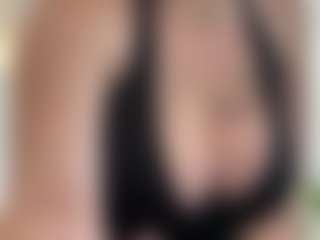 Live cam show with adafontaine18 - Spank on Camsoda