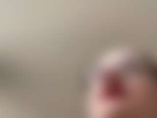 Live cam show with adafontaine18 - Spank on liverealitysex.com