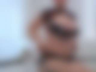 adafontaine18's Live Sex Cam Show