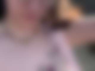 adafontaine18's Live Sex Cam Show