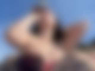 adafontaine18's Live Sex Cam Show