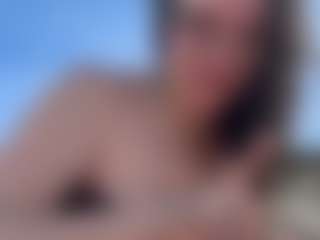 adafontaine18's Live Sex Cam Show