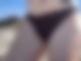 adafontaine18's Live Sex Cam Show