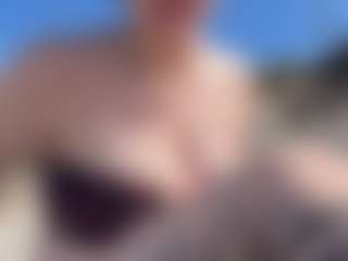 adafontaine18's Live Sex Cam Show