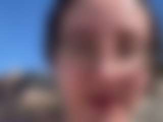 Live cam show with adafontaine18 - Strip on Camsoda