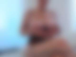 adafontaine18's Live Sex Cam Show