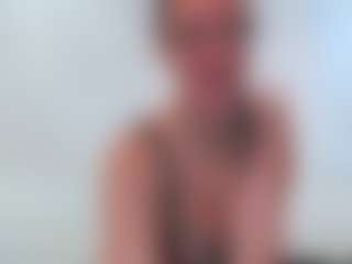 adafontaine18's Live Sex Cam Show