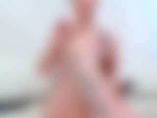 Live cam show with adafontaine18 - Shaved Pussy on Camsoda