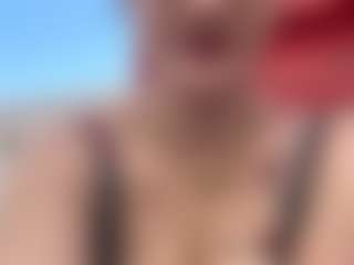 adafontaine18's Live Sex Cam Show