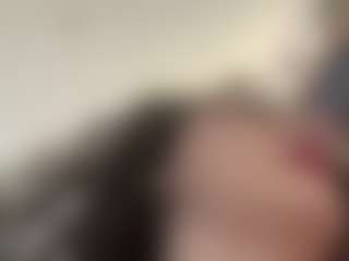 adafontaine18's Live Sex Cam Show