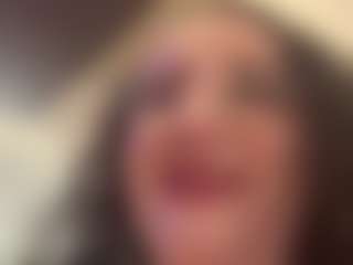 adafontaine18's Live Sex Cam Show