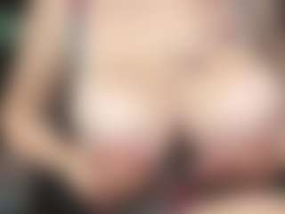 adafontaine18's Live Sex Cam Show