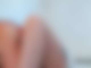 adafontaine18's Live Sex Cam Show