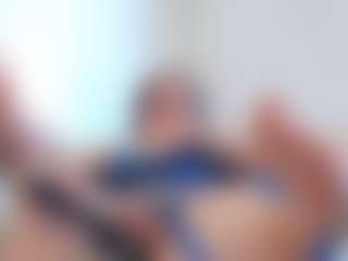 adafontaine18's Live Sex Cam Show