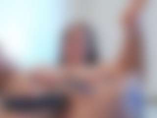adafontaine18's Live Sex Cam Show