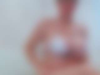 adafontaine18's Live Sex Cam Show