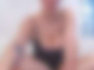 adafontaine18's Live Sex Cam Show