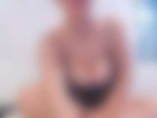 adafontaine18's Live Sex Cam Show