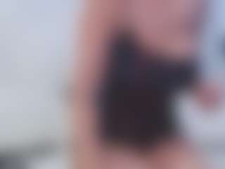 adafontaine18's Live Sex Cam Show