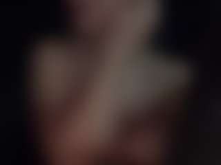 adafontaine18's Live Sex Cam Show