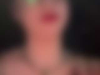 adafontaine18's Live Sex Cam Show