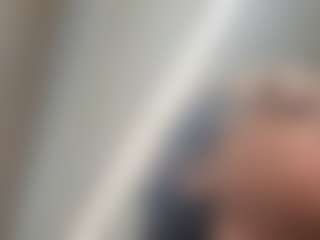 adafontaine18's Live Sex Cam Show
