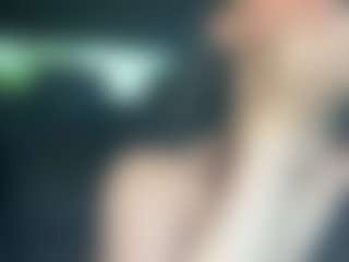 adafontaine18's Live Sex Cam Show