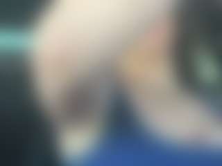 adafontaine18's Live Sex Cam Show
