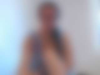 adafontaine18's Live Sex Cam Show
