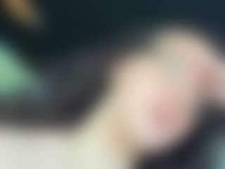 adafontaine18's Live Sex Cam Show